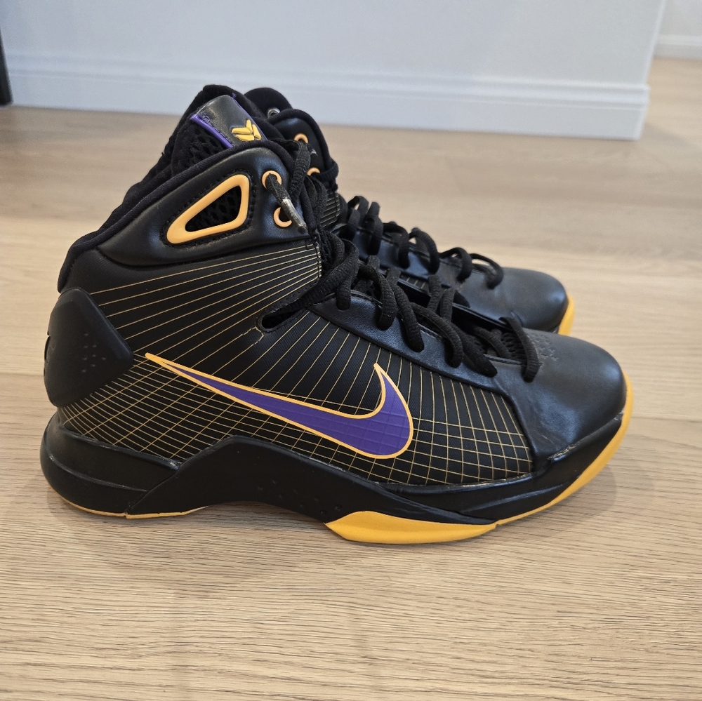 Kobe Hyperdunk - Away